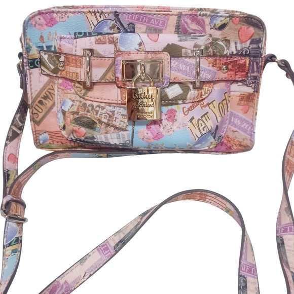 Kathy Van Zeeland Crossbody New York‎ bag purse Vintage SKUCH104 - Picture 1 of 9